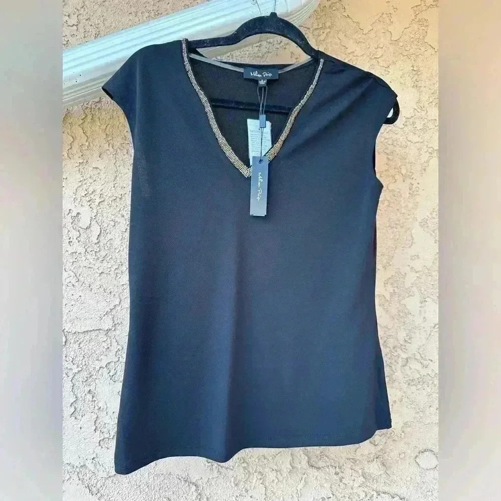 Melissa Paige Tops | Melissa Paige
Sleeveless Top